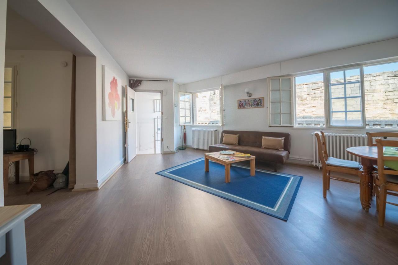 أفينيون Appartement De Charme - Vue Sur Remparts - Wifi Gratuit - Parking Payant A Proximite المظهر الخارجي الصورة